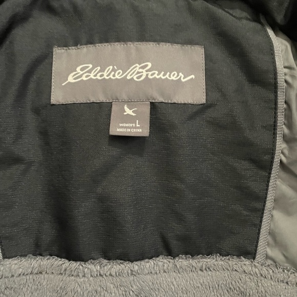 Black winter jacket - Picture 3 of 5